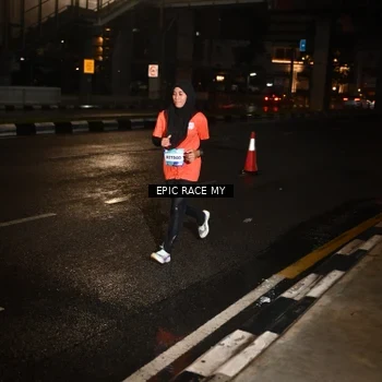 Runner Photo 7705449