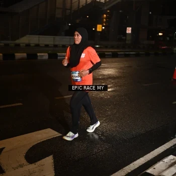 Runner Photo 7705454