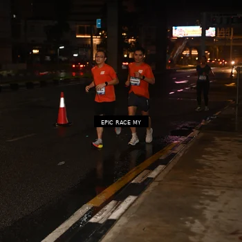 Runner Photo 7705457