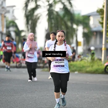 Runner Photo 7705465