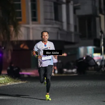 Runner Photo 7705470
