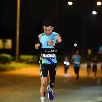Runner Photo 7705484