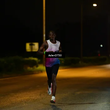 Runner Photo 7705489