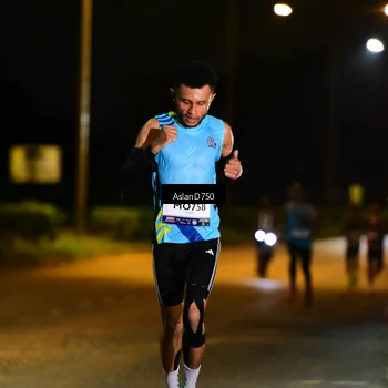 Runner Photo 7705491