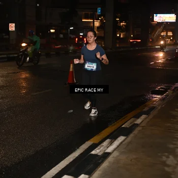 Runner Photo 7705495