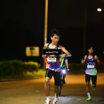 Runner Photo 7705512
