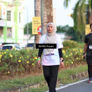 Runner Photo 7705515