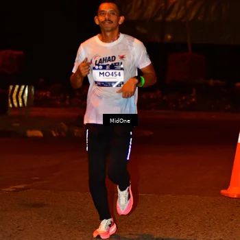 Runner Photo 7705516