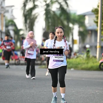 Runner Photo 7705531
