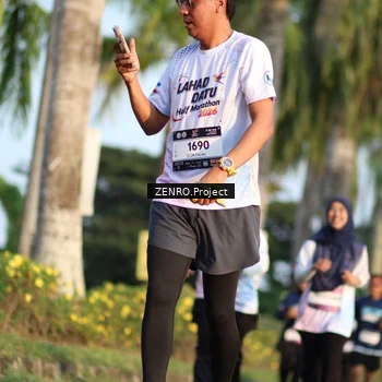 Runner Photo 7705535