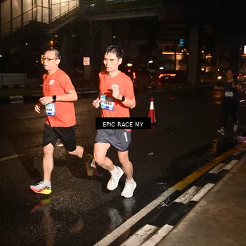 Runner Photo 7705539