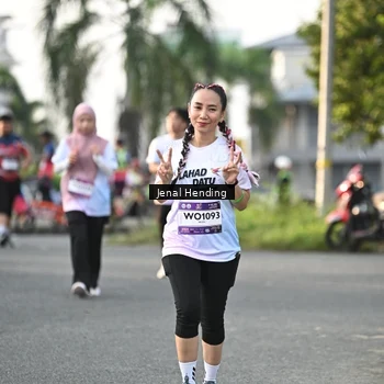 Runner Photo 7705545