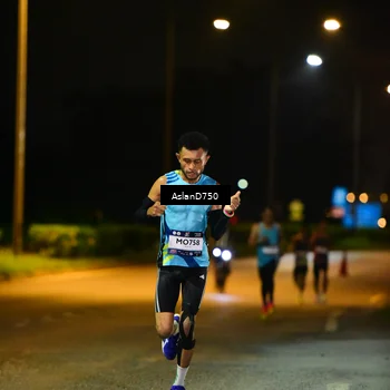 Runner Photo 7705548