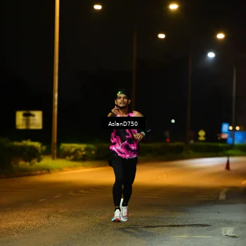 Runner Photo 7705564