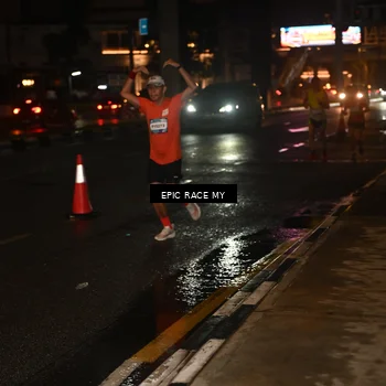 Runner Photo 7705567