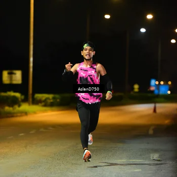 Runner Photo 7705570