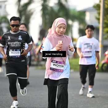 Runner Photo 7705591