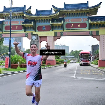 Runner Photo 7705595