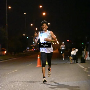 Runner Photo 7705600
