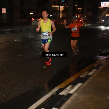 Runner Photo 7705606