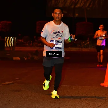 Runner Photo 7705611