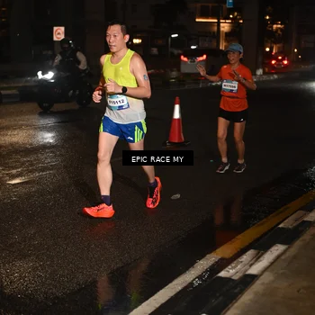 Runner Photo 7705619