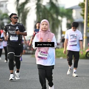 Runner Photo 7705628