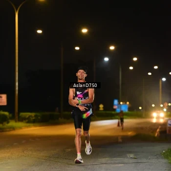 Runner Photo 7705634