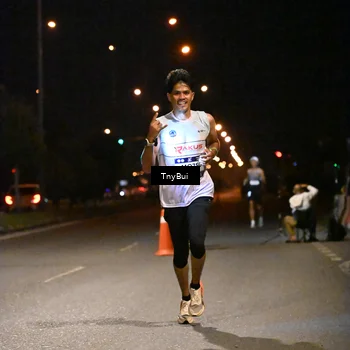 Runner Photo 7705640