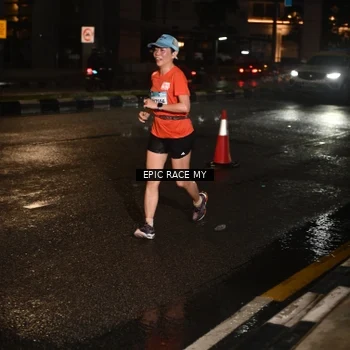 Runner Photo 7705645