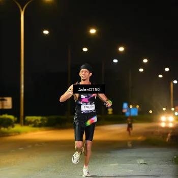 Runner Photo 7705652