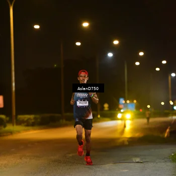 Runner Photo 7705657