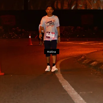 Runner Photo 7705659