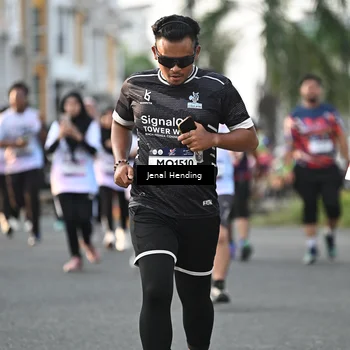 Runner Photo 7705666