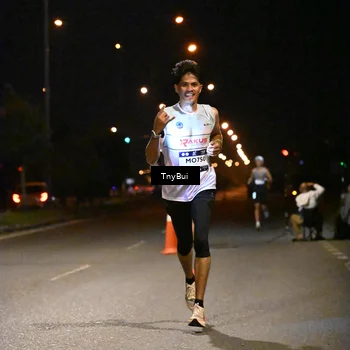 Runner Photo 7705673