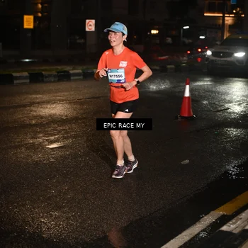 Runner Photo 7705676