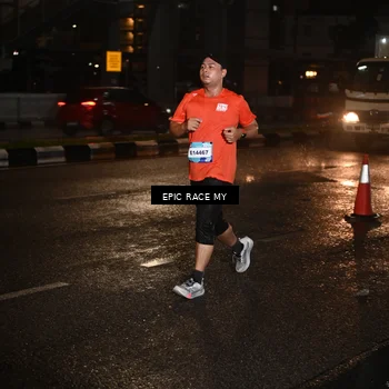 Runner Photo 7705687