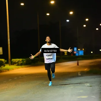 Runner Photo 7705695
