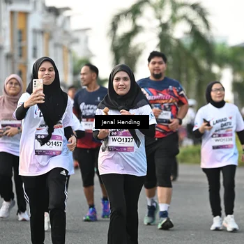 Runner Photo 7705696