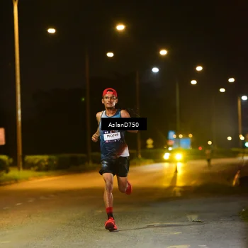 Runner Photo 7705699