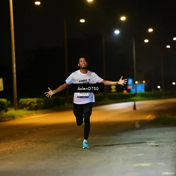 Runner Photo 7705703