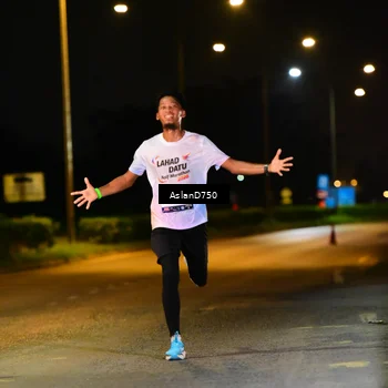 Runner Photo 7705723