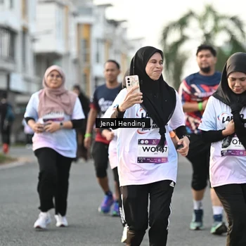 Runner Photo 7705726