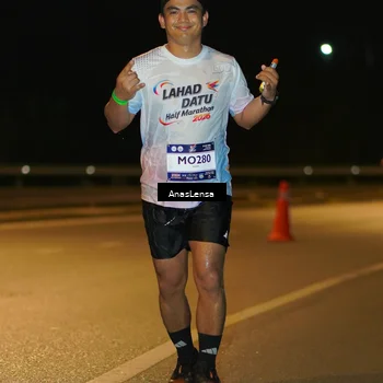 Runner Photo 7705743