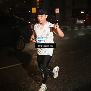 Runner Photo 7705748