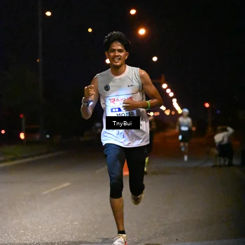 Runner Photo 7705750