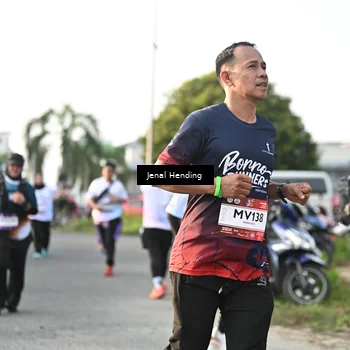 Runner Photo 7705769