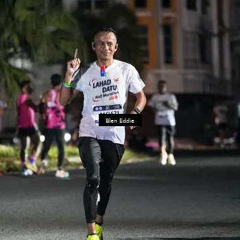Runner Photo 7705773