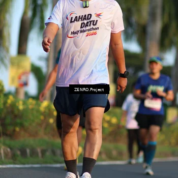 Runner Photo 7705788