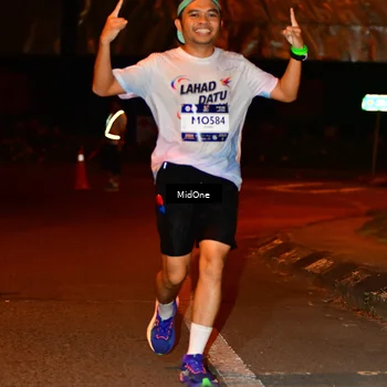 Runner Photo 7705798